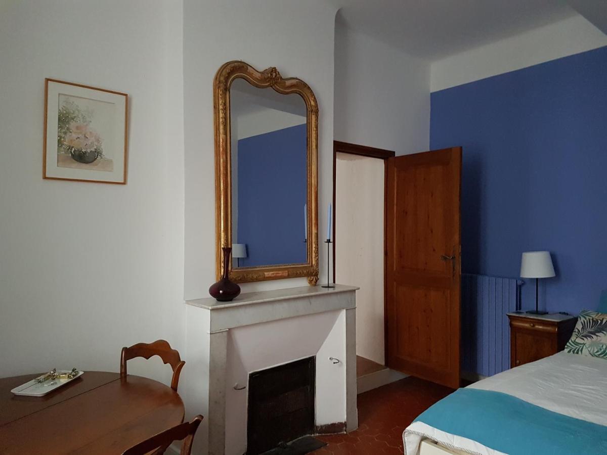 La Maison Du Marquis De Монтору Экстерьер фото